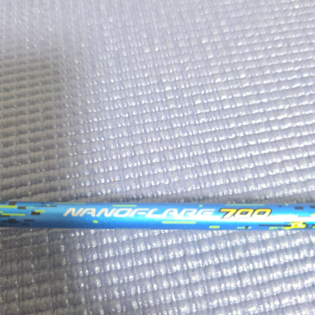 410美品】 Nanoflare 700 バドミントンラケット　ナノフレア700