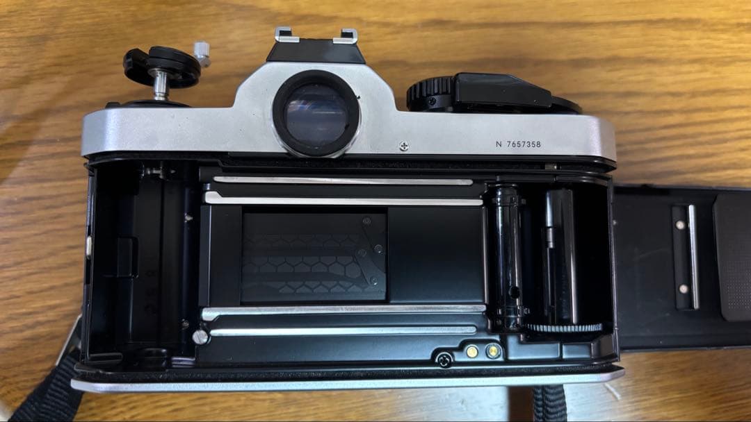 NIKON NEW FM2 シルバー　レンズ付き