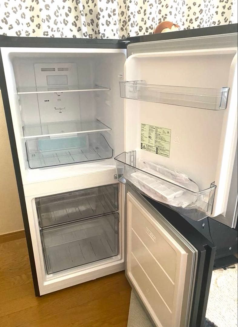 ミラー仕上げ冷蔵庫 引き出し式冷凍室