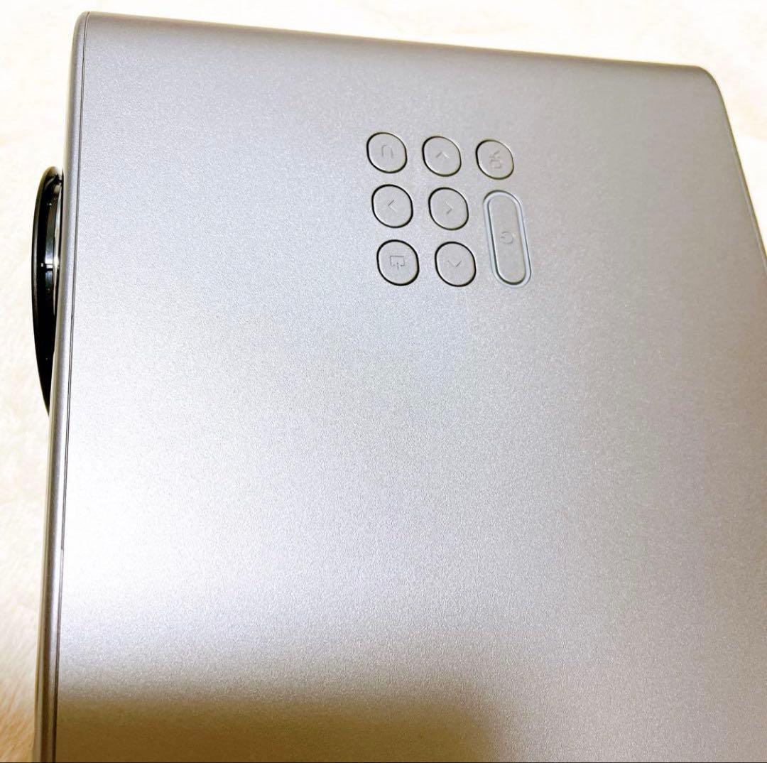 YABER PROV9プロジェクター 家庭用 4K対応 収納バッグ付属