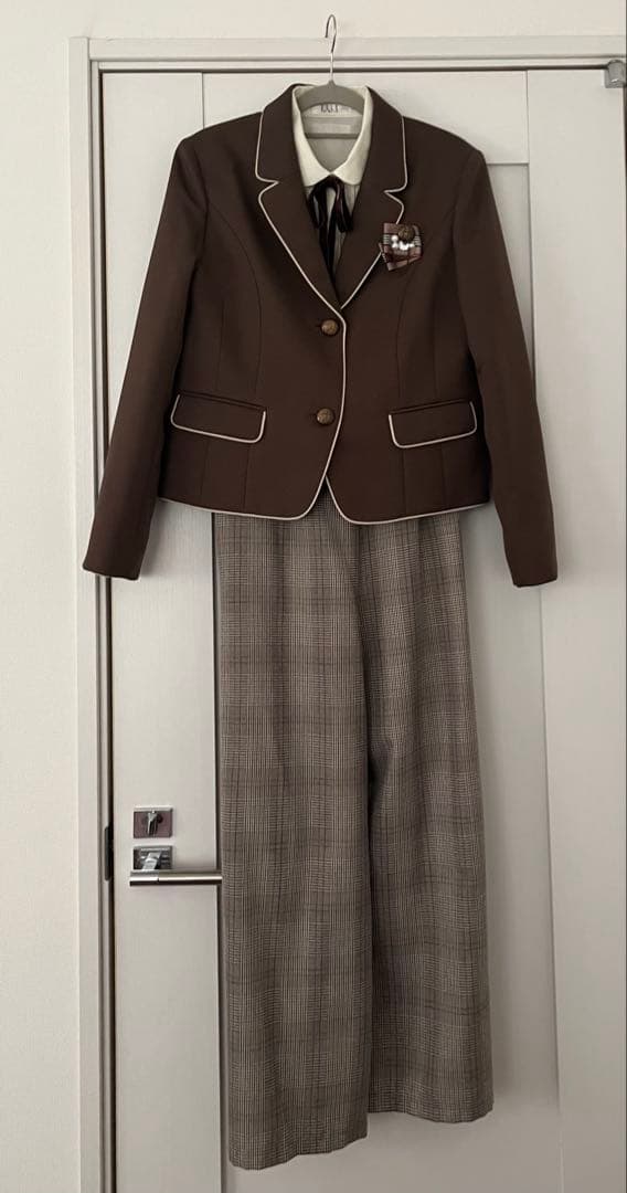 エルアンノアールフォーマル パンツスーツ 165cm 女の子