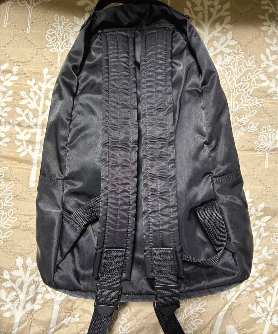 ポーター　porter ナイロン製　黒リュック・オレンジ内装