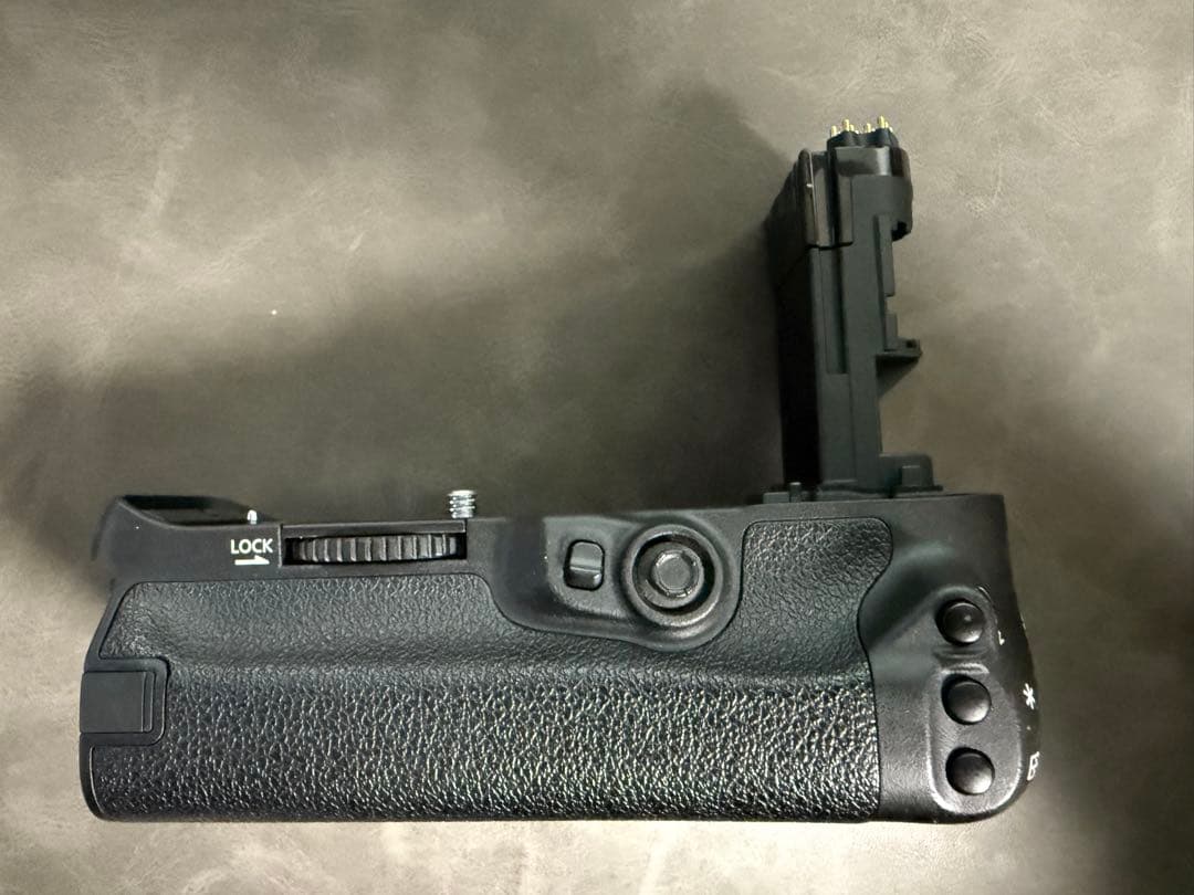 Canon EOS 7D Mark II ボディ バッテリーグリップ付き