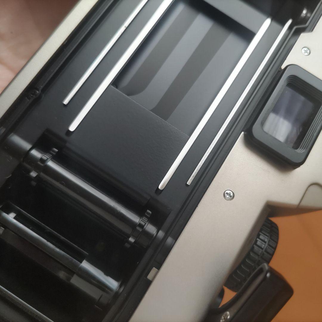 NIKON　FM10　ズームレンズ35〜70mm、カバー付き