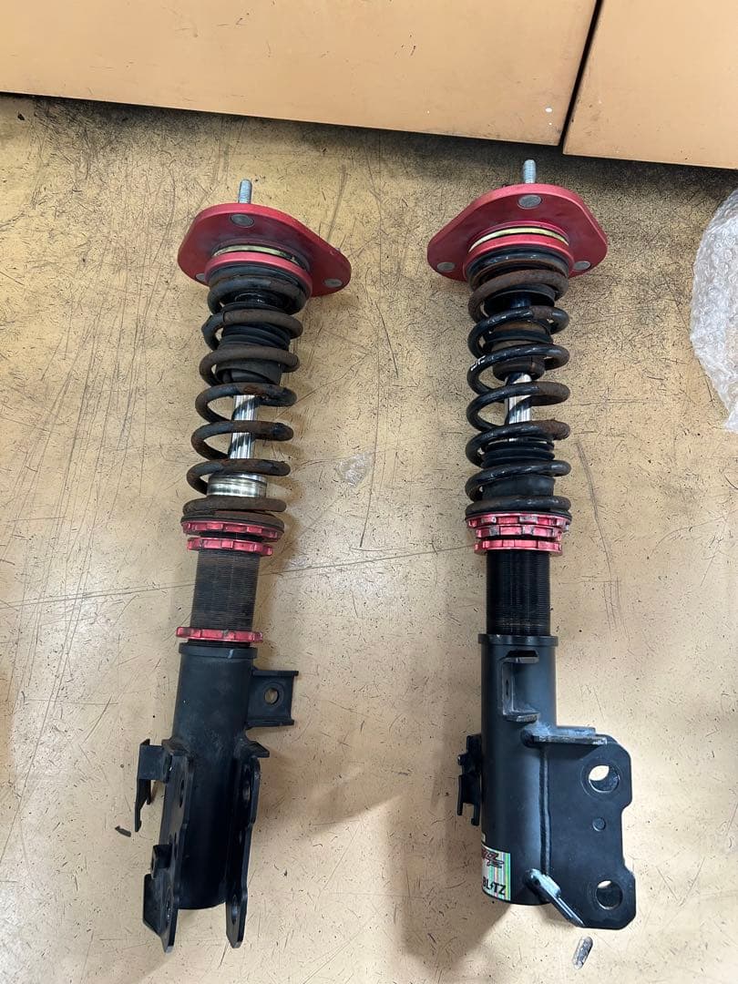 30プリウス zvw30 Blitz ブリッツ 車高調 フロントのみ