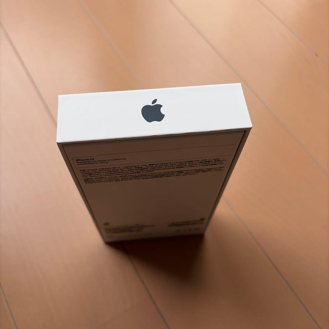 Apple iPhone 13 256GB ブラック 本体