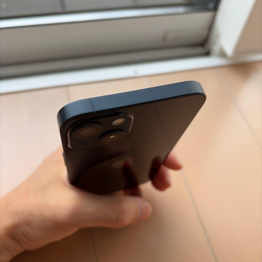 Apple iPhone 13 256GB ブラック 本体