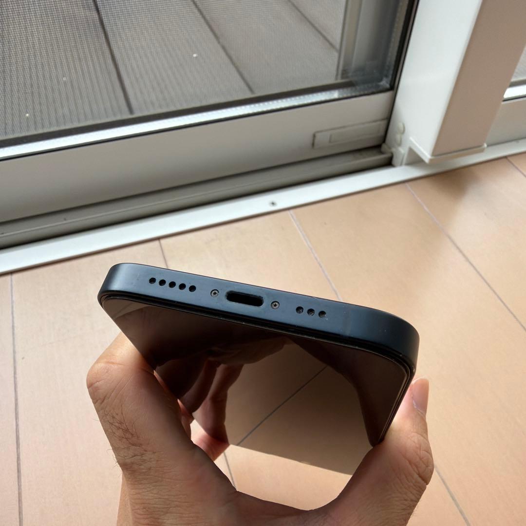 Apple iPhone 13 256GB ブラック 本体