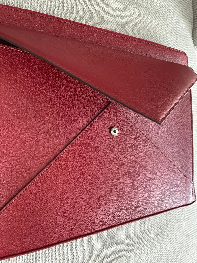 【新品】カルティエ　タブレットケース　レッド　箱付き