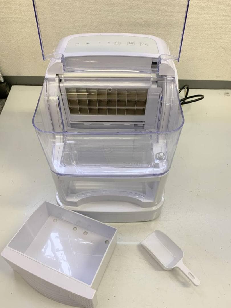 製氷機　ROOMMATE ホームメイドアイスメーカー　RM-49D