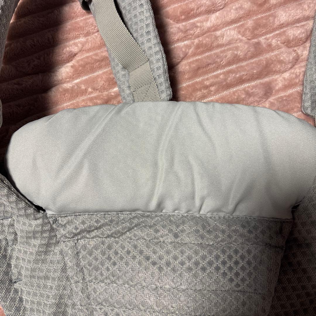 エルゴ　オムニブリーズ　パールグレー