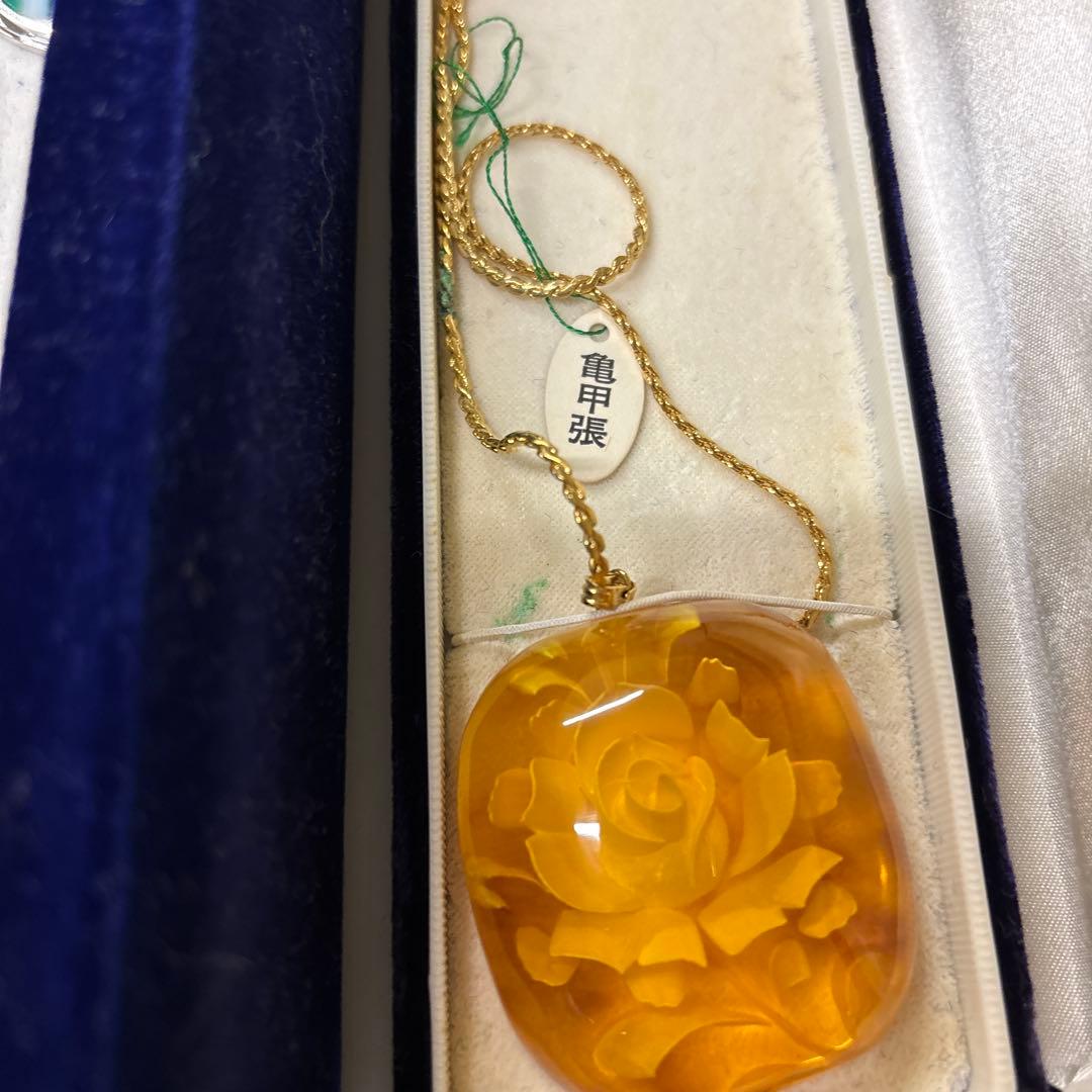 べっこう　めのう　こはく　または鼈甲メノウ琥珀風まとめ売り