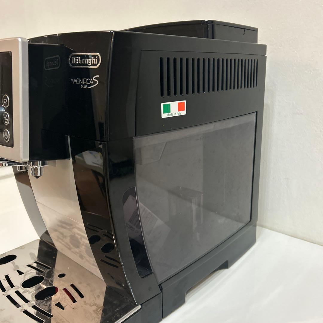 デロンギ　全自動エスプレッソマシン　 マグニフィカSプラス