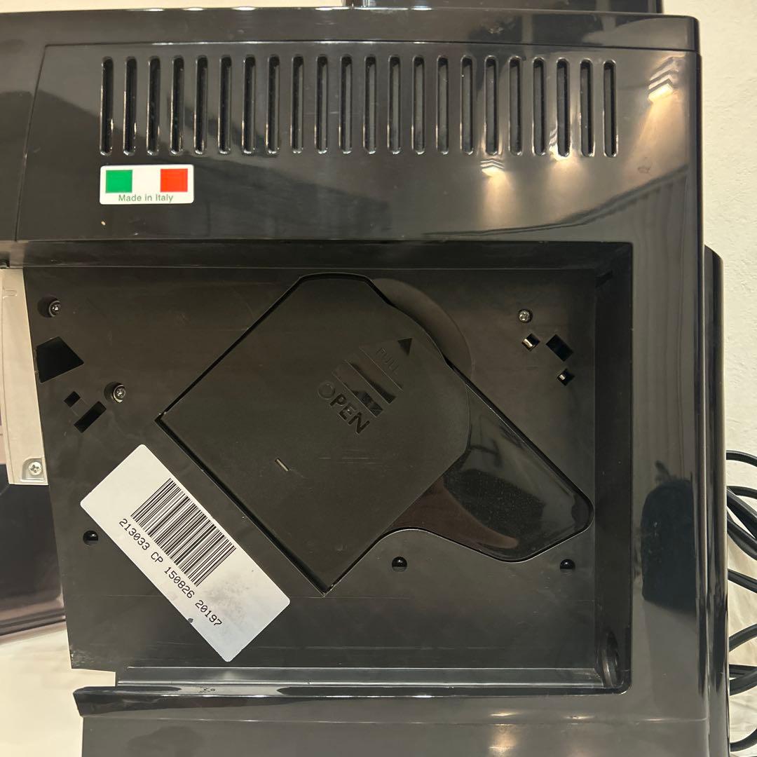 デロンギ　全自動エスプレッソマシン　 マグニフィカSプラス