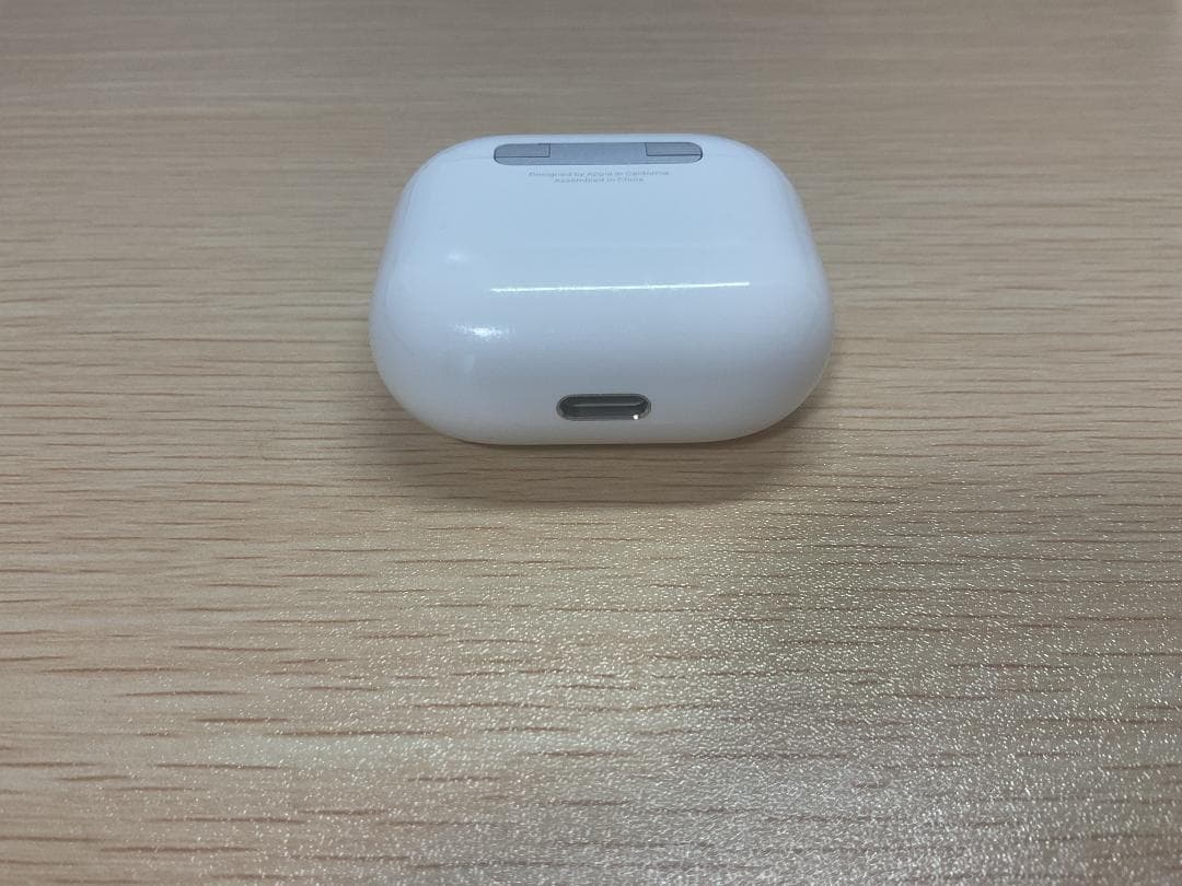 AirPods 4 ノイズキャンセリングなし
