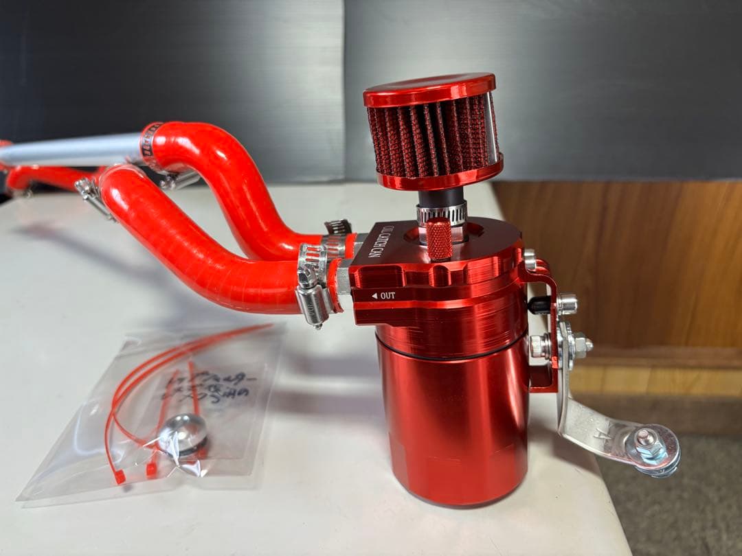 【しん/オーダー】ポン付！ジムニーJA11オイルキャッチタンク超希少レッド！