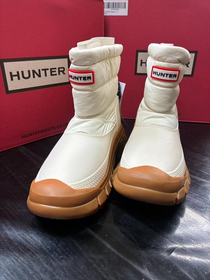 新品 超人気 HUNTER スノーブーツ ショート (24cm) 防水防寒