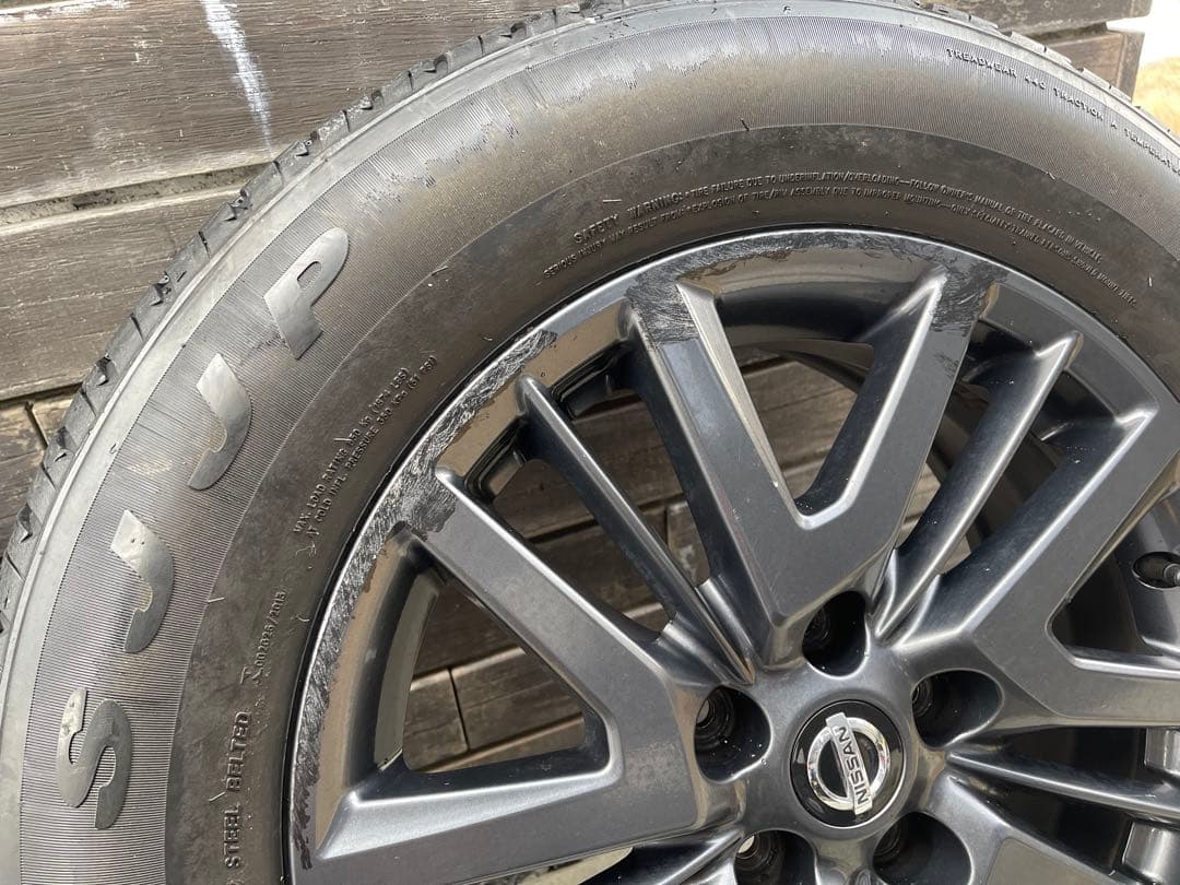 日産 エクストレイル 純正17インチ タイヤ・ホイールセット