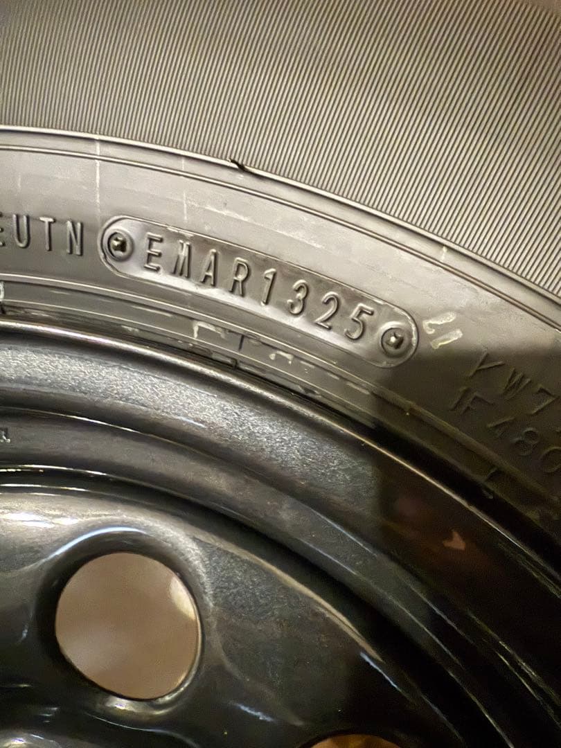 ジムニーシエラjb74 スペアタイヤ　新車外し　2025年製