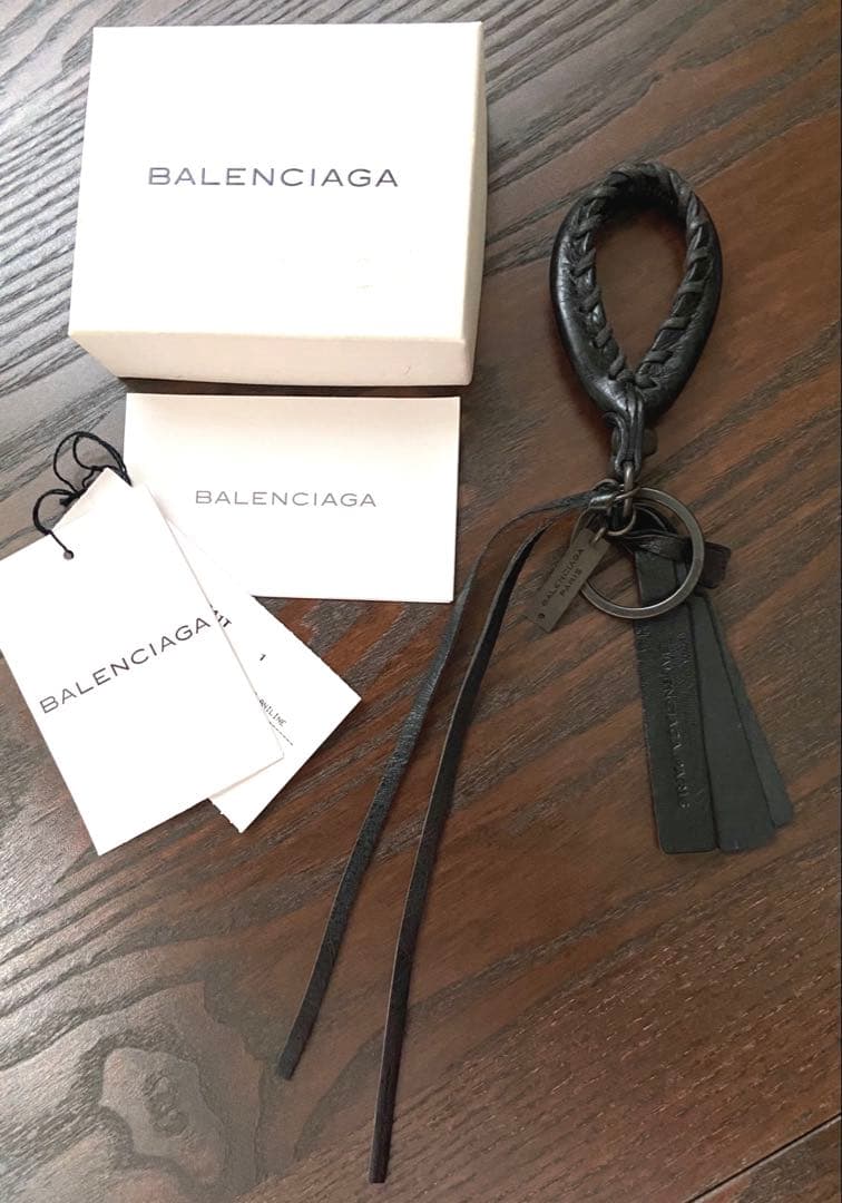 BALENCIAGA バレンシアガ　未使用美品　レザーブラックキーリング