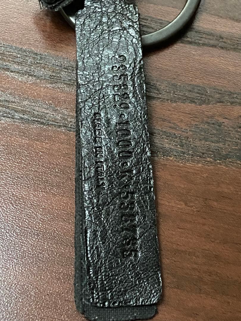 BALENCIAGA バレンシアガ　未使用美品　レザーブラックキーリング