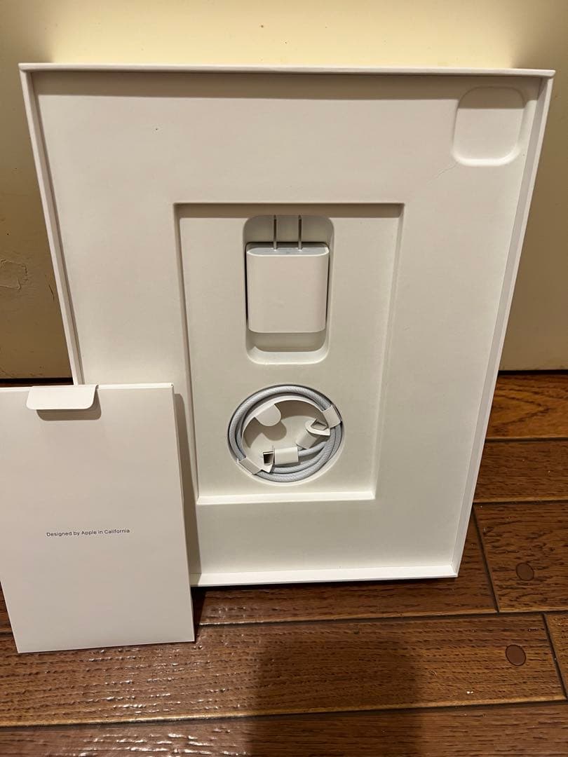 も*ゃ様 美品！iPad Pro 12.9 256 M2 最大容量100%！送料