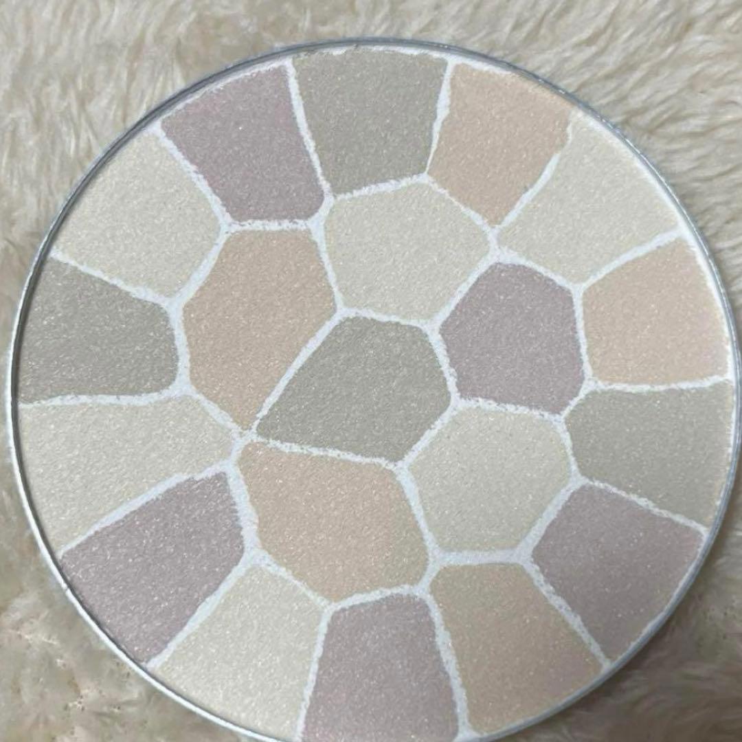 エレガンス プレストパウダー マルチカラー