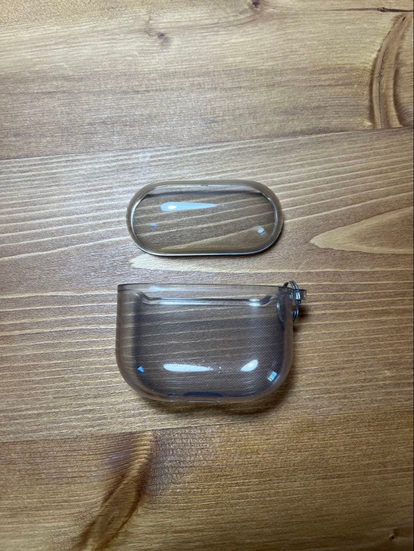 AirPods 4世代 ノイズキャンセリング搭載 モデル ケース付き