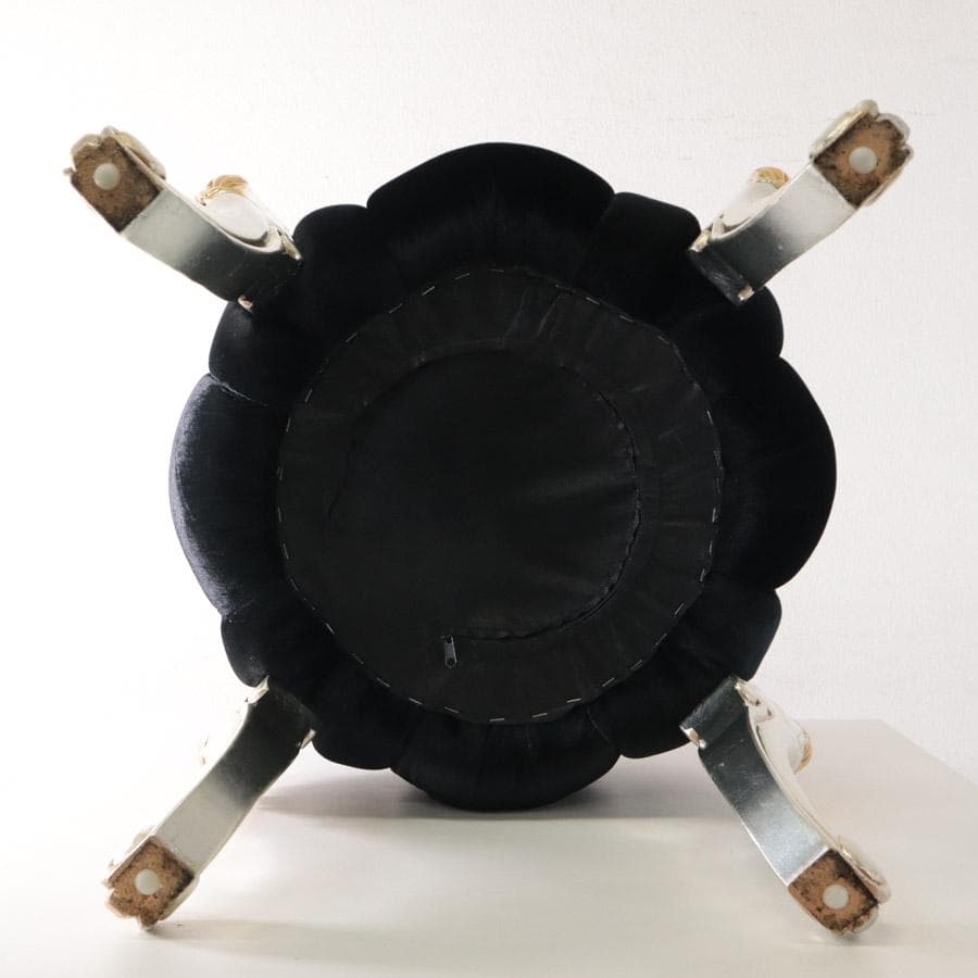 値下パンプキンスツール ベルベット調張地 ブラック 花びら8枚 猫脚 ロココ調