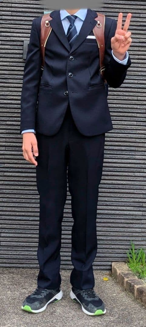 ネイビー スーツ 140cm ネクタイ付き　卒業式　セレモニー　4点セット