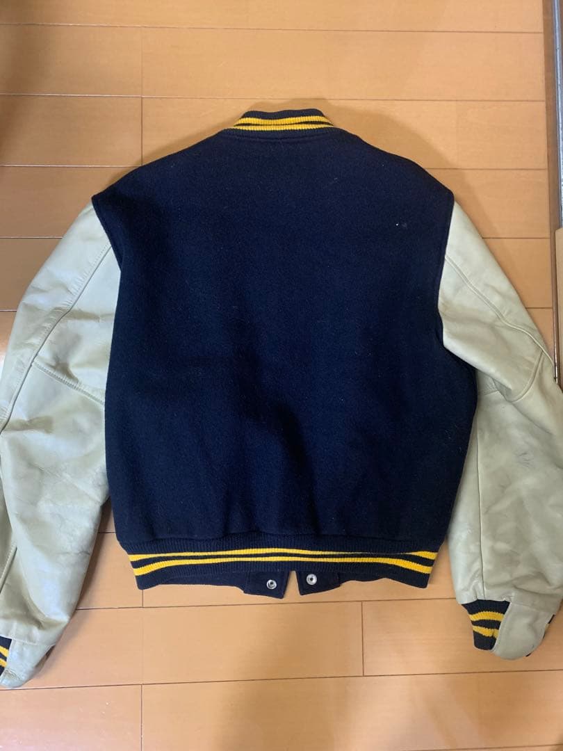 袖本革　スタジャン ゴールデンベアー　USA製　アメリカサイズM