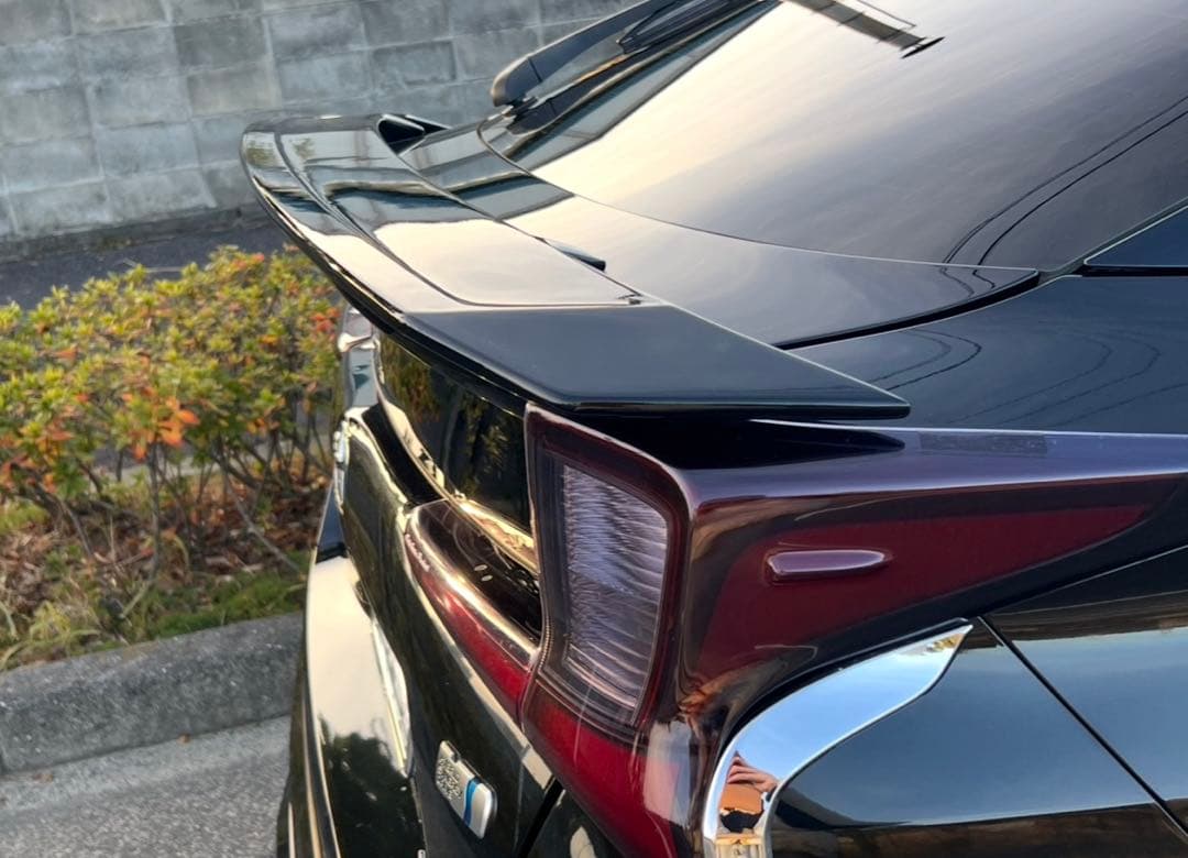 希少入手困難　超お買い得　美品　50プリウス　 アドミレイション リアウイング