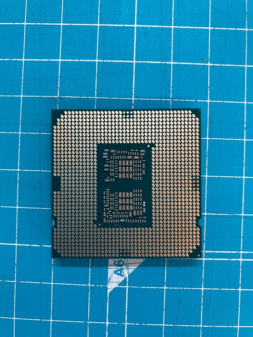 intel Xeon W-1250P 4.1Ghz GPU内蔵 SRH7H