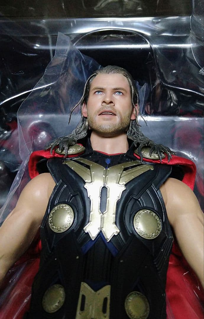 【欠品あり】hottoys マイティソー ダークワールド ライトアーマーver.