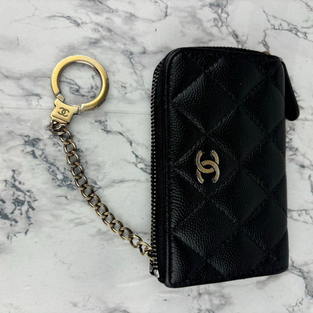 45 CHANEL マトラッセ　キャビアスキン　ケース