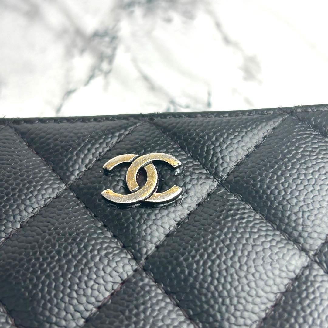 45 CHANEL マトラッセ　キャビアスキン　ケース