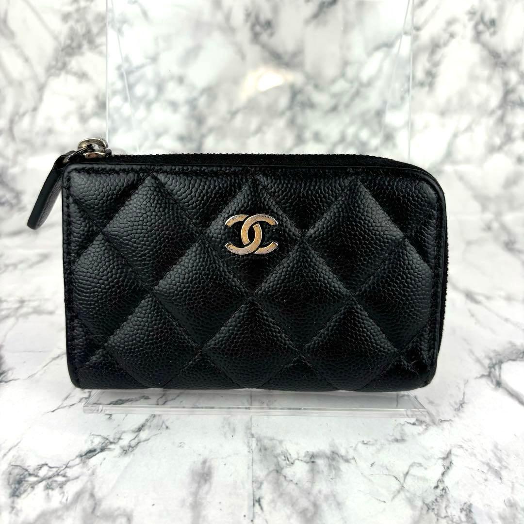 45 CHANEL マトラッセ　キャビアスキン　ケース