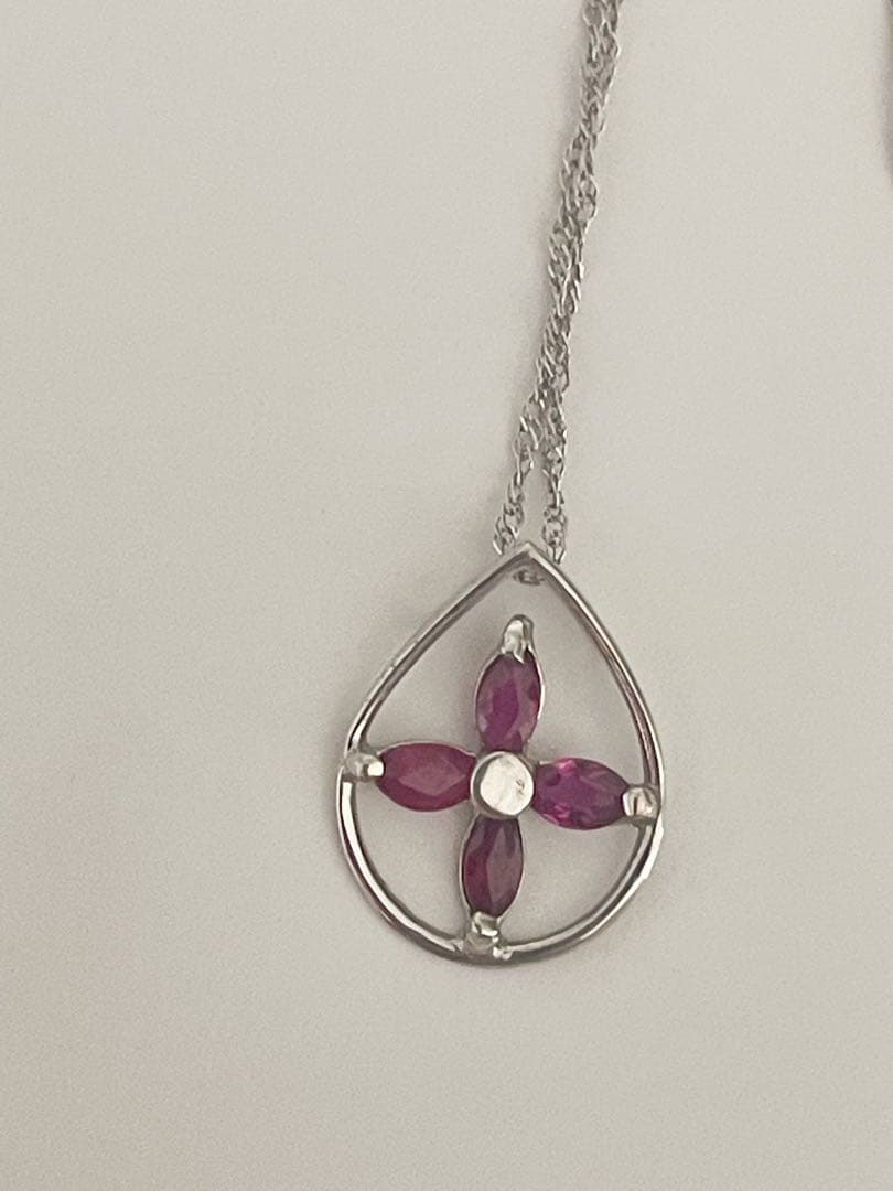 k18 WG 新品　ルビー　ネックレス