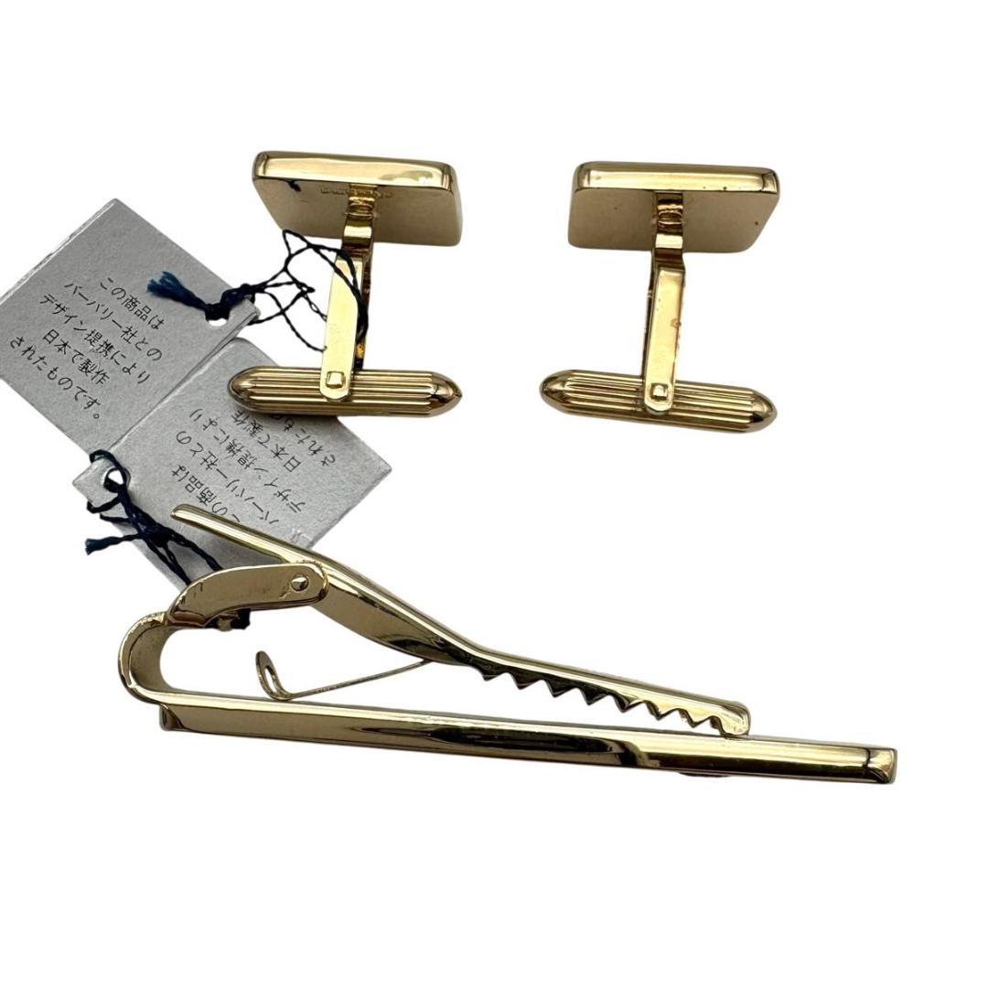 タグ付き未使用 バーバリー ネクタイピン カフス 3点セット　ケース付き