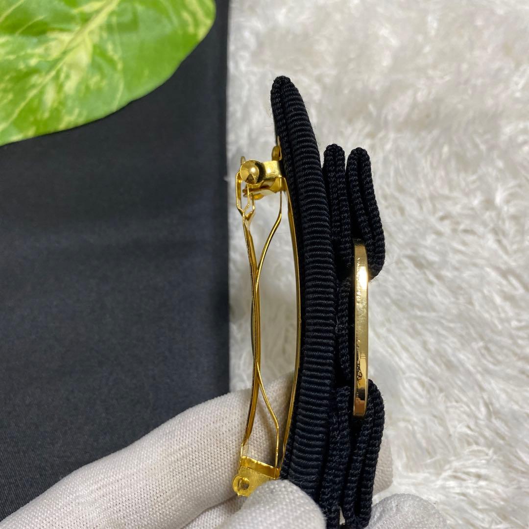 フェラガモ　バレッタ　ゴールド　金具　お洒落　小物　本体のみ