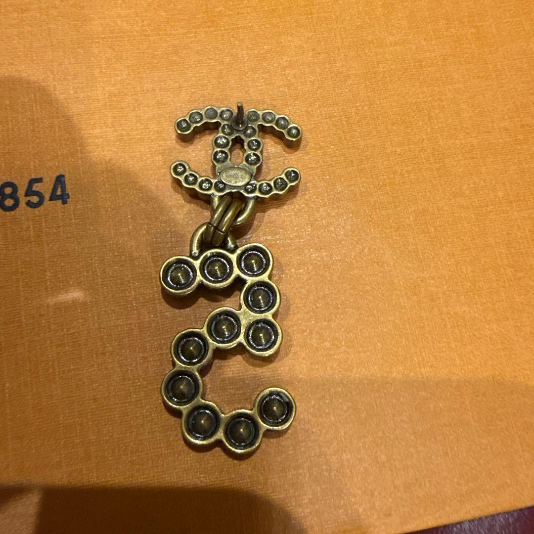 Myday　訳あり！　CHANEL No.5ピアス　片耳のみ