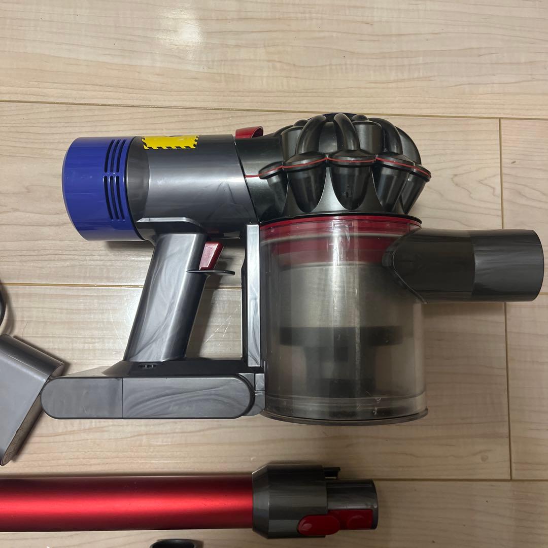 ⑨ すぐ使える！動作品！dysonダイソンコードレスクリーナー純正SV10