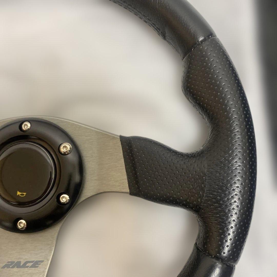 美品✨️ MOMO ステアリング ハンドル 本体 車 カー用