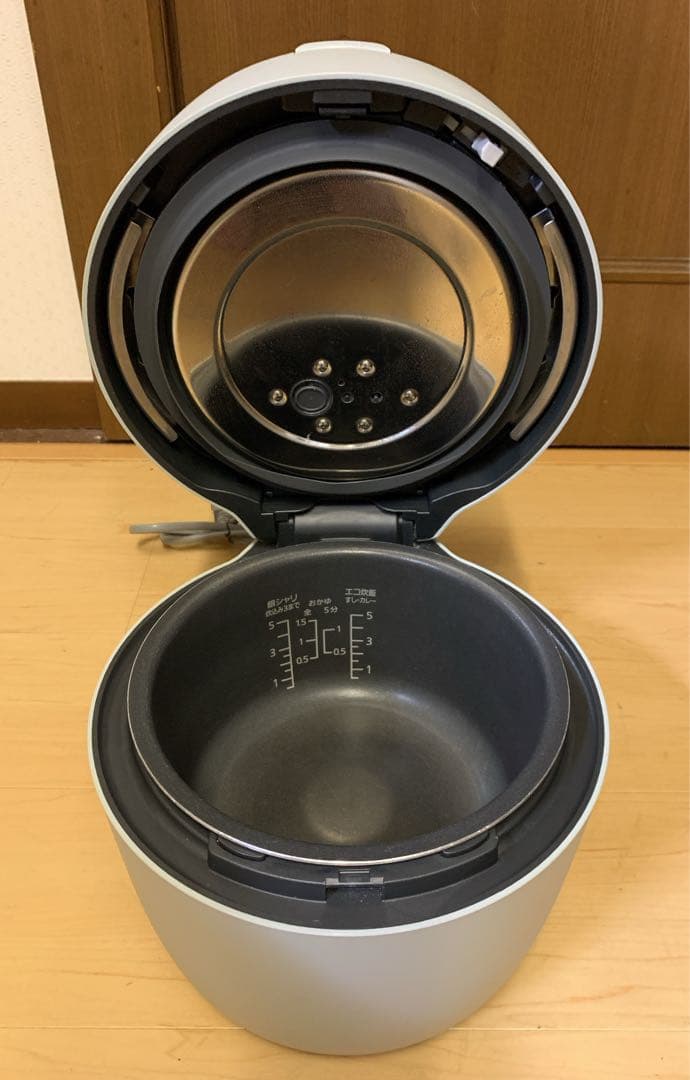 ★マシュ♡まりも★ パナソニック 圧力IHジャー炊飯器　SR-NB102