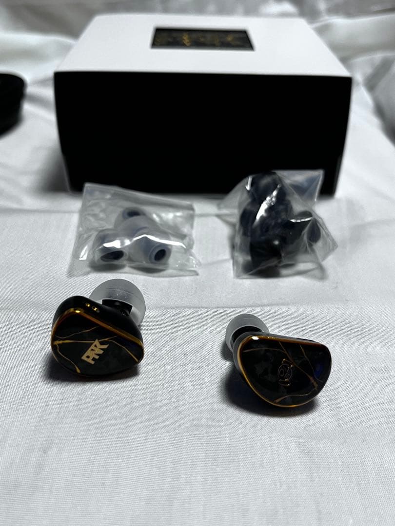 有線ピヤホン5 Hi-Unit 003-pnk