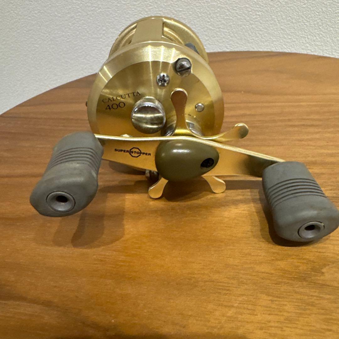 CALCUTTA 400 リール 鍛造アルミニウム