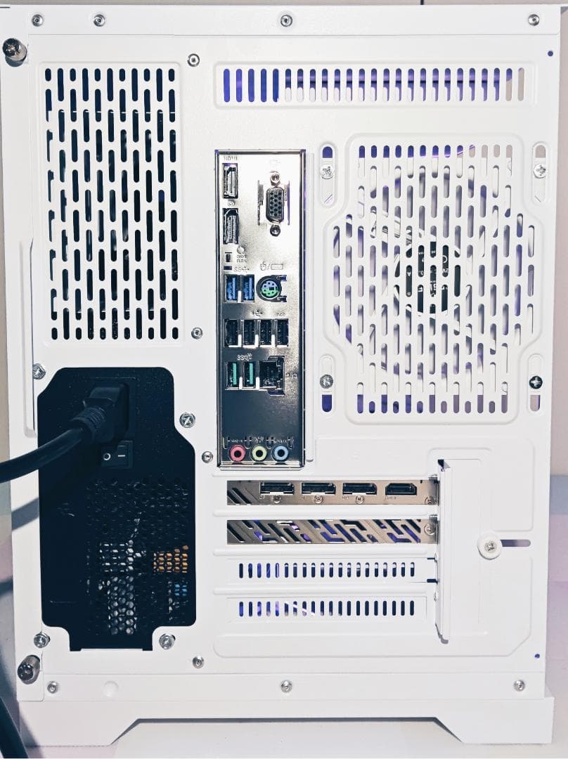 【新品】高性能ゲーミングPC RX7800XT Ryzen7 9700X