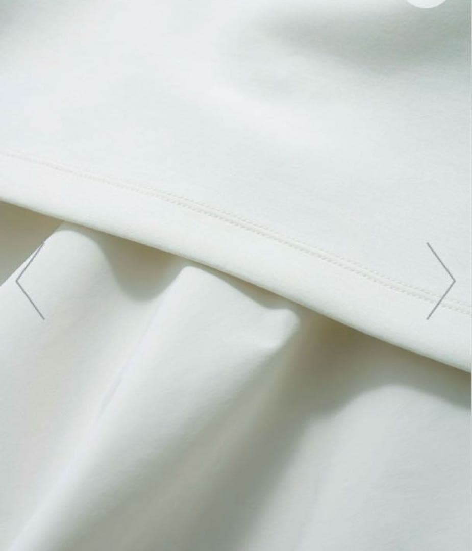 【最終値下げ】ADAM ET ROPE' FEMME新品トップス