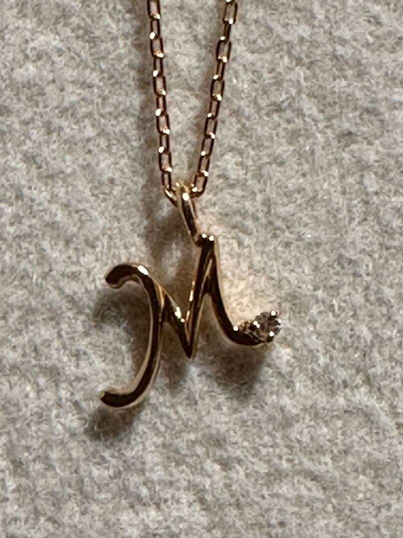 k18プチダイヤモンドネックレス　未使用！イニシャルM