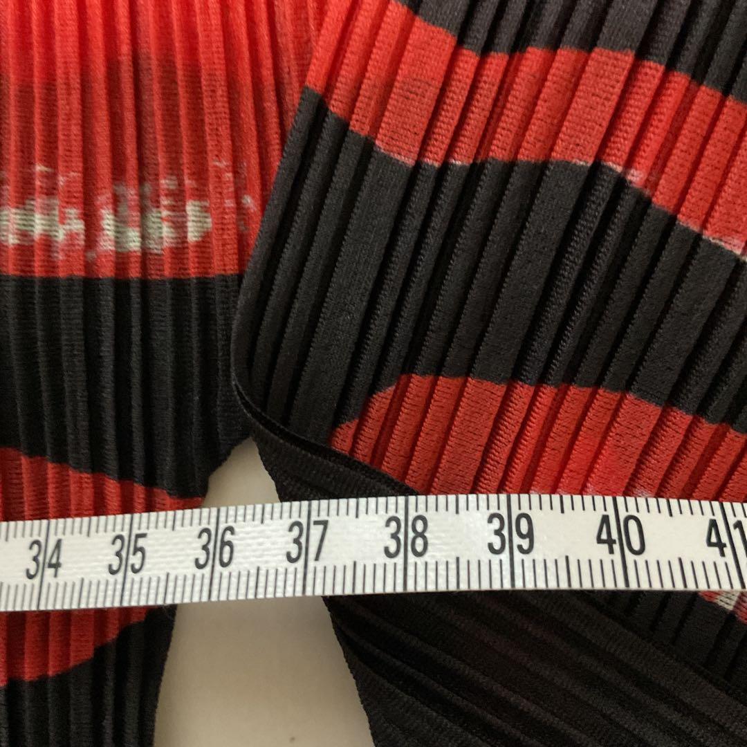 プリーツプリーズ　イッセイミヤケ　トップス　美品